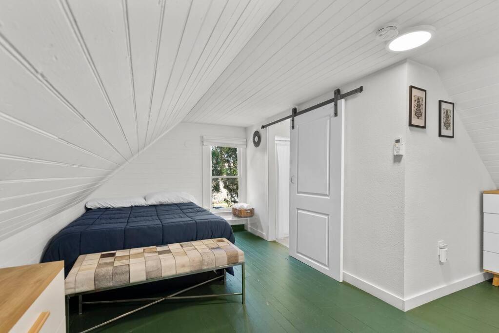 Downtown Napa Hot Tub Retreat - 3 Bed L 2 Bath Villa Exterior photo